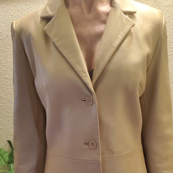 Leather jacket - Picture 5 of 6